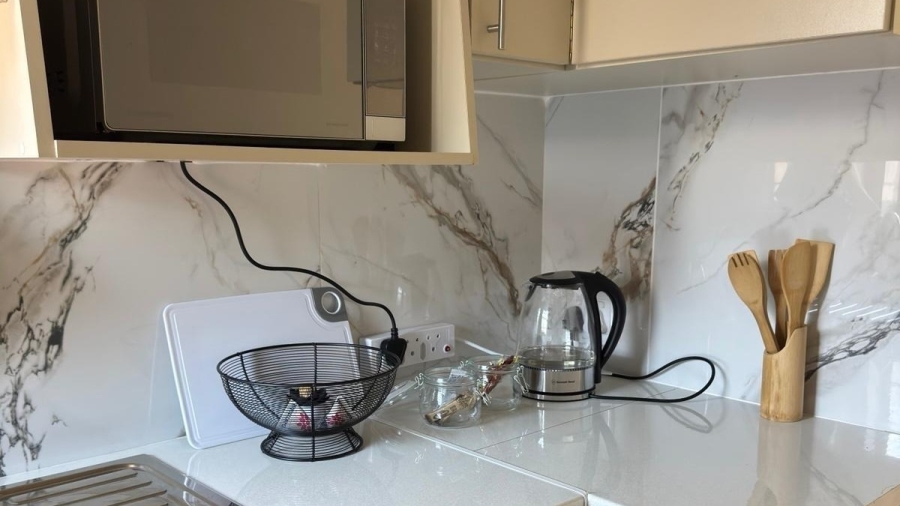 1 Bedroom Property for Sale in Quigney Eastern Cape